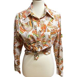 Unique vintage button down long sleeve top